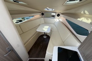 28ft Regal Yacht For Sale