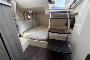 28ft Regal Yacht For Sale