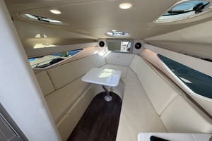 28ft Regal Yacht For Sale