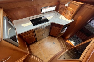 Inve ted 42ft Sabre Yacht For Sale