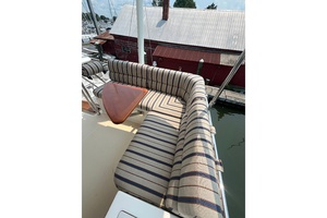 Inve ted 42ft Sabre Yacht For Sale