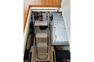 Inve ted 42ft Sabre Yacht For Sale