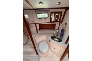 Inve ted 42ft Sabre Yacht For Sale