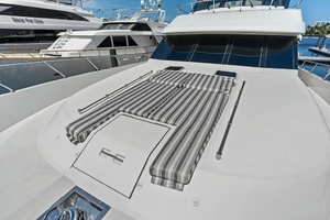 ONE SHOT 90ft Ocean Alexander Yacht For Sale