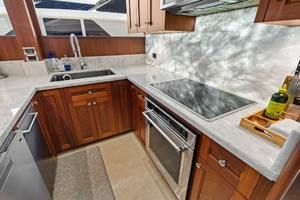 ONE SHOT 90ft Ocean Alexander Yacht For Sale