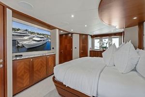 ONE SHOT 90ft Ocean Alexander Yacht For Sale