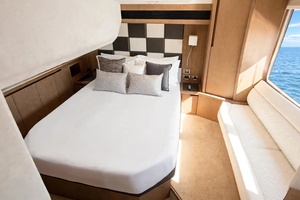 48ft Galeon Yacht For Sale