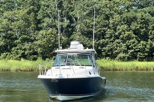 33ft Pursuit Yacht For Sale