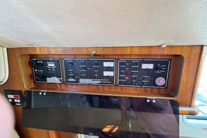33ft Pursuit Yacht For Sale