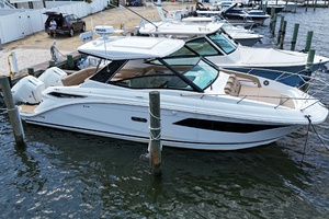 At Last  32ft Sea Ray Yacht For Sale
