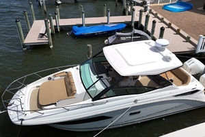 At Last  32ft Sea Ray Yacht For Sale