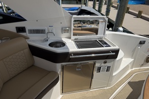 At Last  32ft Sea Ray Yacht For Sale