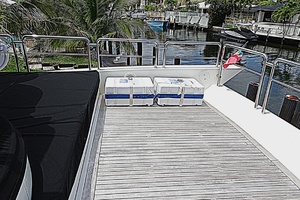 100ft Azimut Yacht For Sale
