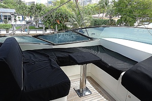 100ft Azimut Yacht For Sale