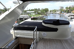 100ft Azimut Yacht For Sale