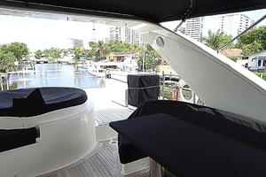 100ft Azimut Yacht For Sale