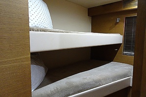 100ft Azimut Yacht For Sale