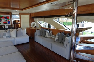 100ft Azimut Yacht For Sale