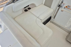 30ft Robalo Yacht For Sale