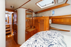 Fifth Tuition 48ft Offshore Yachts Yacht For Sale
