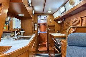 48ft Tayana Yacht For Sale