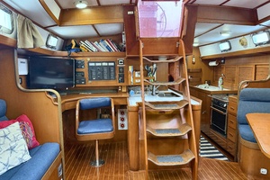 48ft Tayana Yacht For Sale