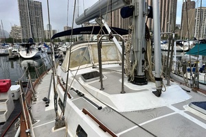 48ft Tayana Yacht For Sale