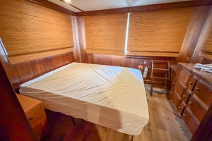 50ft Gibson Yacht For Sale