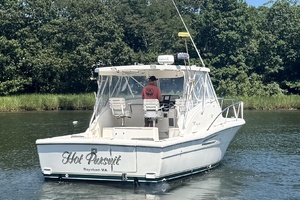 30ft Pursuit Yacht For Sale