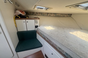 30ft Pursuit Yacht For Sale