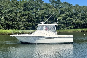 30ft Pursuit Yacht For Sale