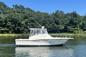 30ft Pursuit Yacht For Sale