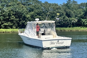 30ft Pursuit Yacht For Sale