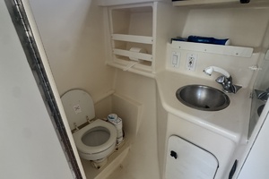 30ft Pursuit Yacht For Sale