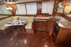 Delta Bliues 48ft Jefferson Yacht For Sale