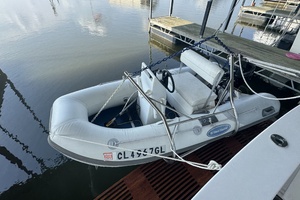 Delta Bliues 48ft Jefferson Yacht For Sale