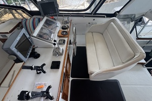 Delta Bliues 48ft Jefferson Yacht For Sale