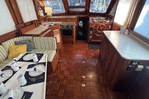 Delta Bliues 48ft Jefferson Yacht For Sale