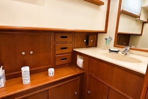 The 4th Quarter 46ft Grand Banks Yacht For Sale