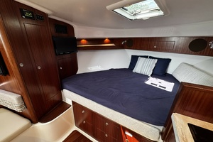 38ft Pursuit Yacht For Sale