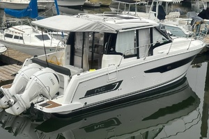 30ft Jeanneau Yacht For Sale
