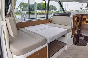 Timeout 34ft Jeanneau Yacht For Sale
