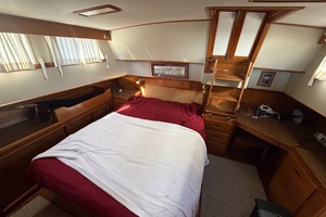 Evening Star 42ft Grand Banks Yacht For Sale