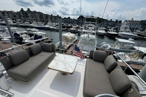 Lady Lau 50ft Azimut Yacht For Sale