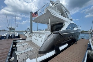 Lady Lau 50ft Azimut Yacht For Sale