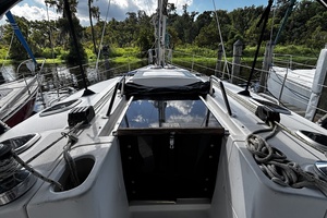 Abby Normal 41ft Hunter Yacht For Sale
