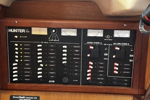 Abby Normal 41ft Hunter Yacht For Sale