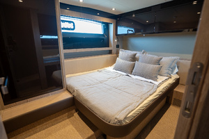 51ft Azimut Yacht For Sale