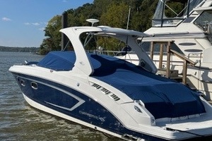32ft Chaparral Yacht For Sale