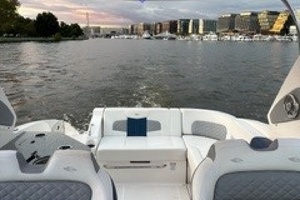 32ft Chaparral Yacht For Sale